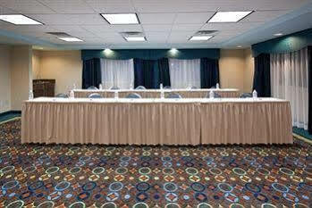 Hotel Express & - North Balloon Fiesta Park By Ihg 2*